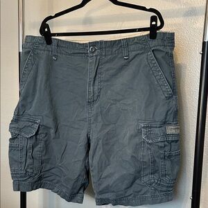 UNIONBAY Men's Gray/Green Cargo Shorts